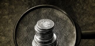 Czy prokurator ma broń służbowa?