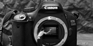 Jaką kamerę kupić na wakacje?