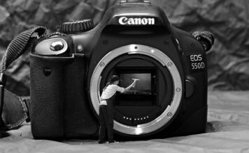 Jaką kamerę kupić na wakacje?