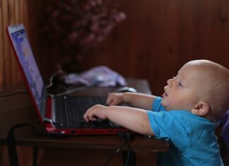 Ile czasu uczy się pływać?