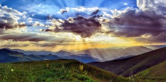 Jak spuścić powietrze z koła do pływania?