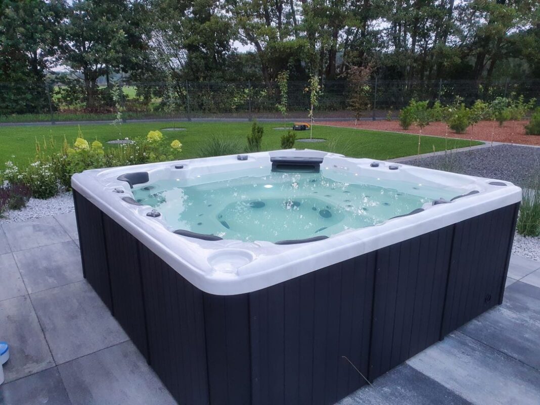 wanna z hydromasażem