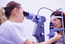 Wyposażenie gabinetu okulistycznego a diagnostyka chorób cywilizacyjnych – kiedy oczy mówią więcej o zdrowiu całego organizmu? wyposażenie gabinetu okulistycznego